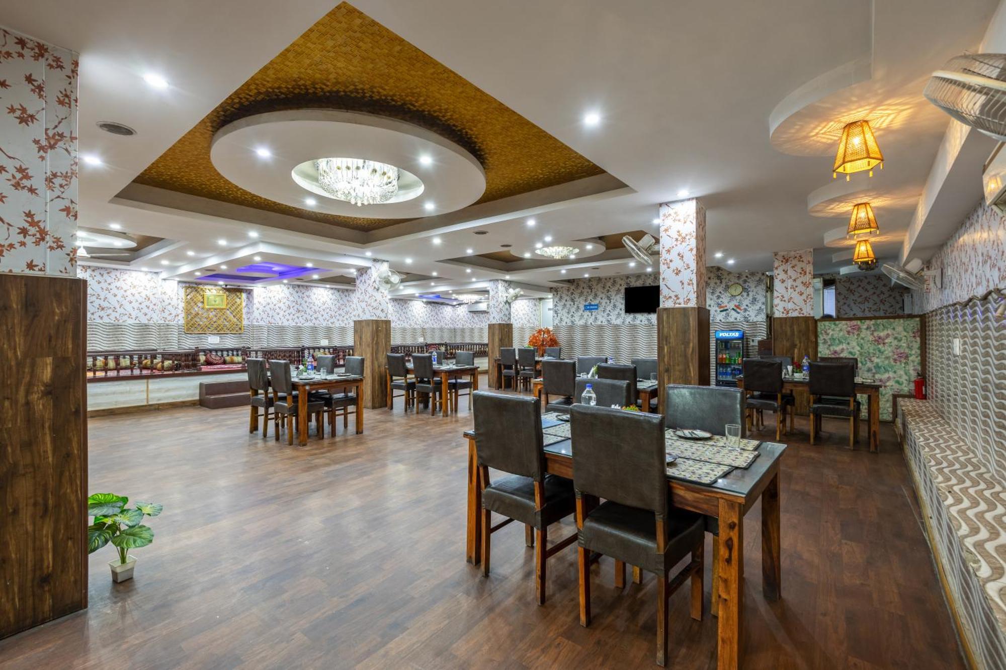 Kabul Hotel By Nexhub Palace - Medanta Gurgáon Kültér fotó