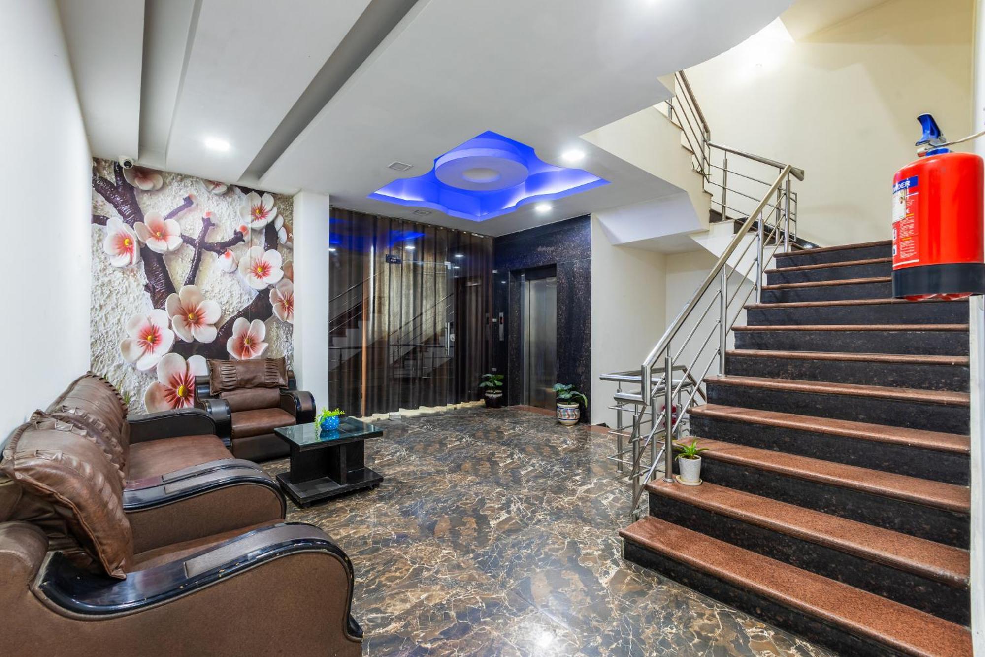 Kabul Hotel By Nexhub Palace - Medanta Gurgáon Kültér fotó