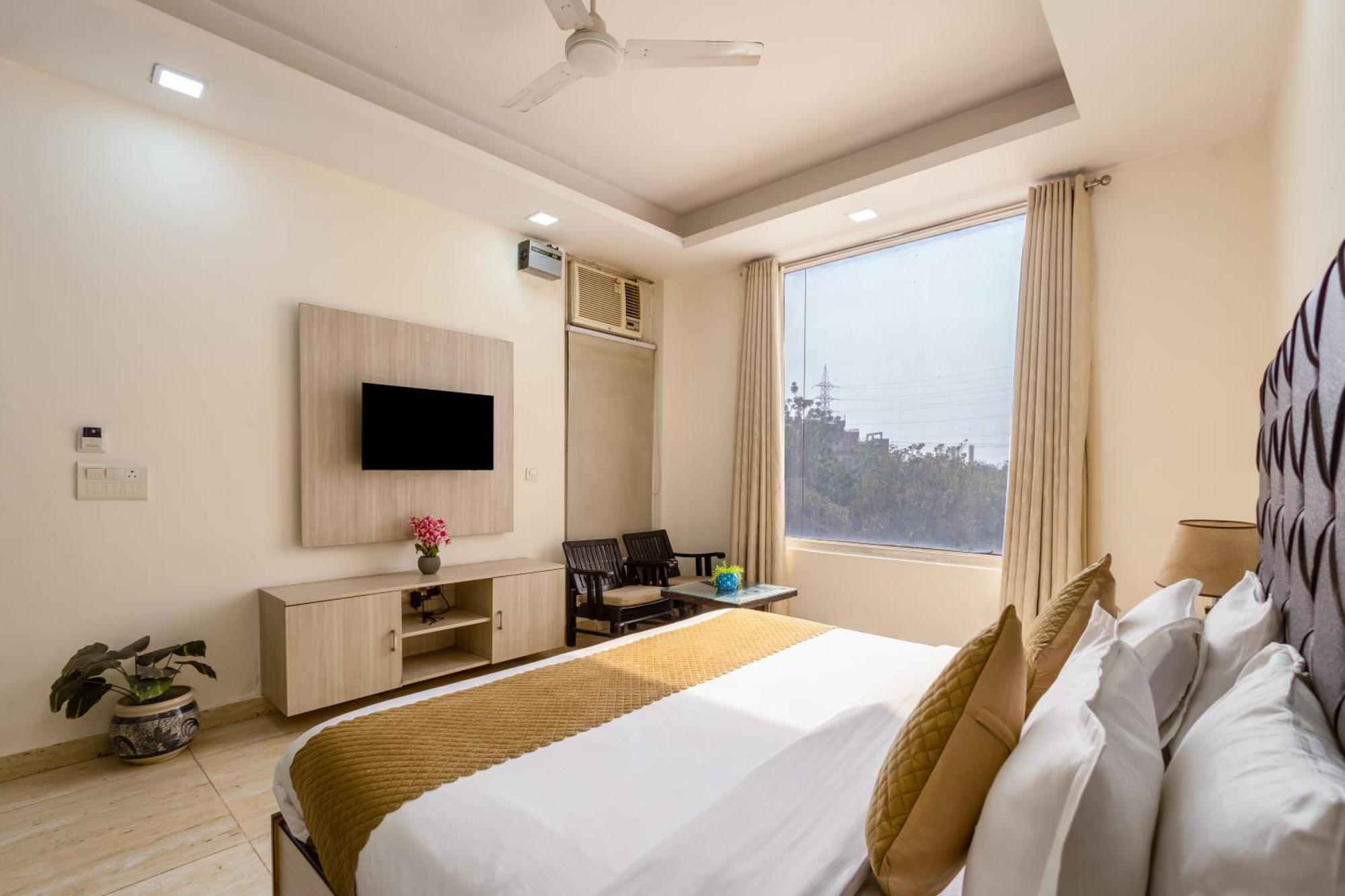 Kabul Hotel By Nexhub Palace - Medanta Gurgáon Kültér fotó