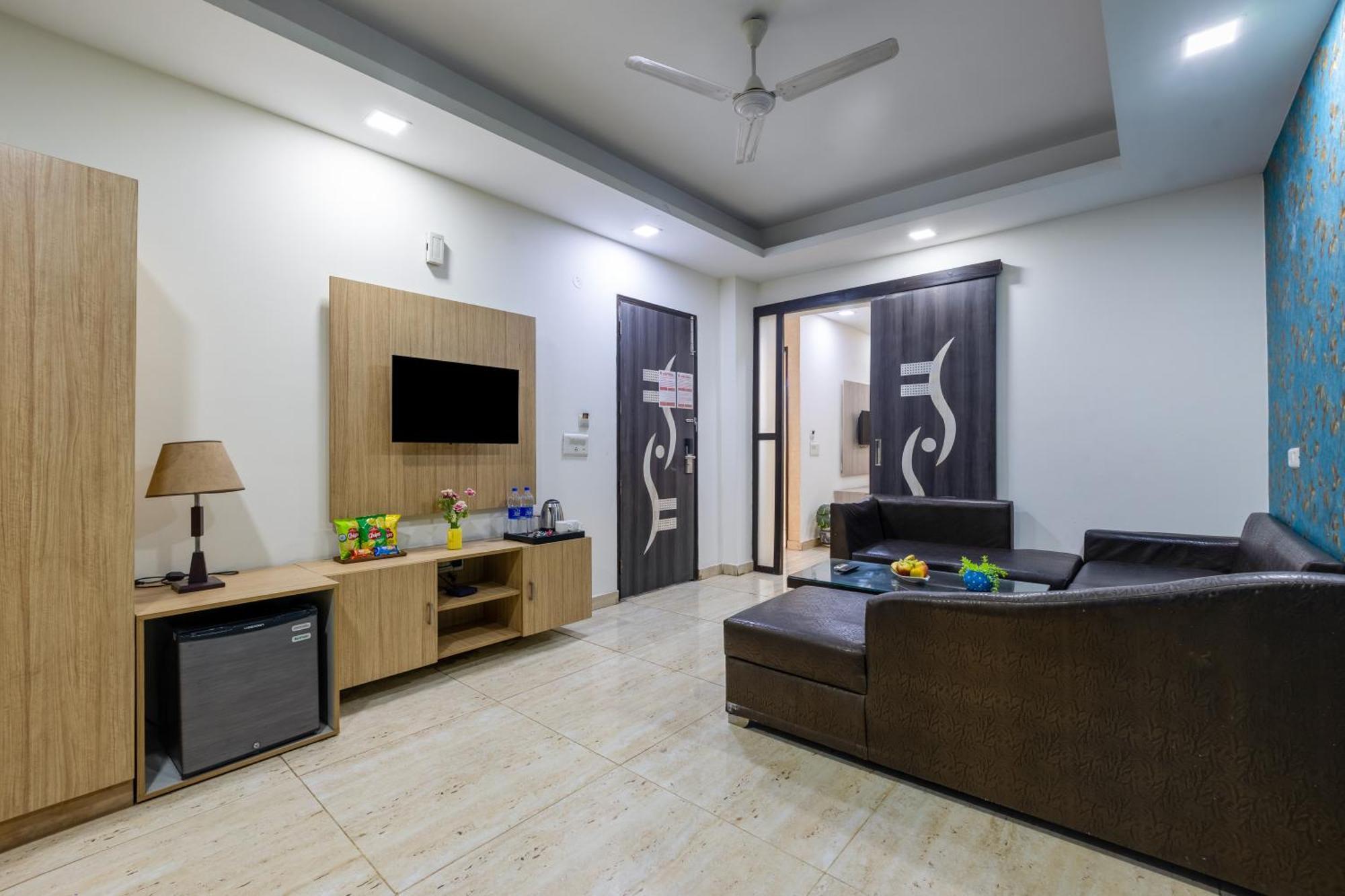 Kabul Hotel By Nexhub Palace - Medanta Gurgáon Kültér fotó