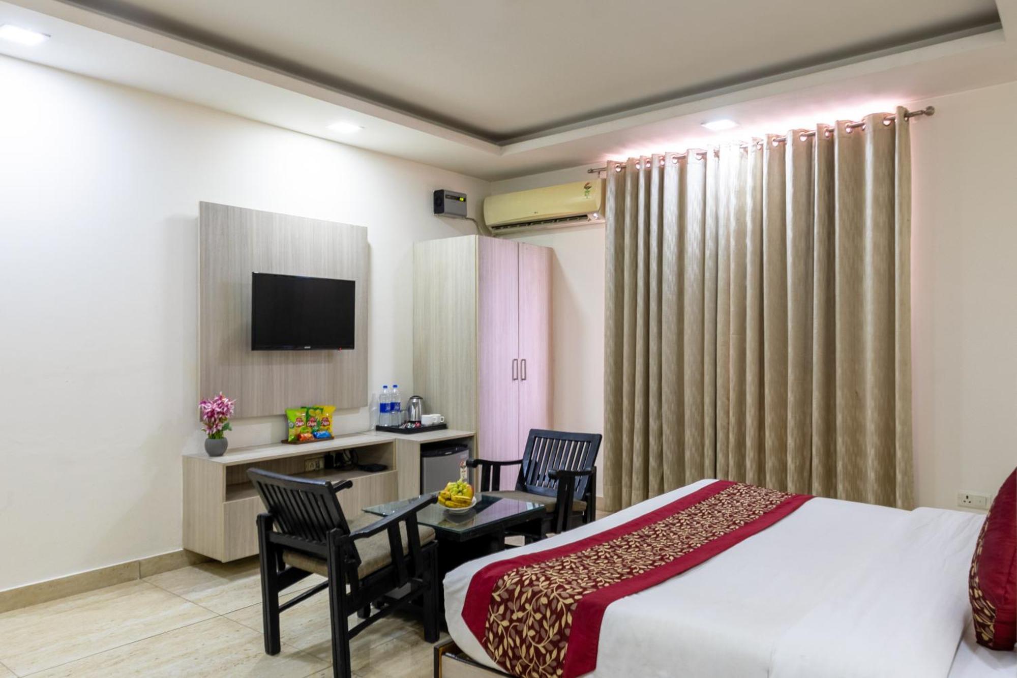 Kabul Hotel By Nexhub Palace - Medanta Gurgáon Kültér fotó